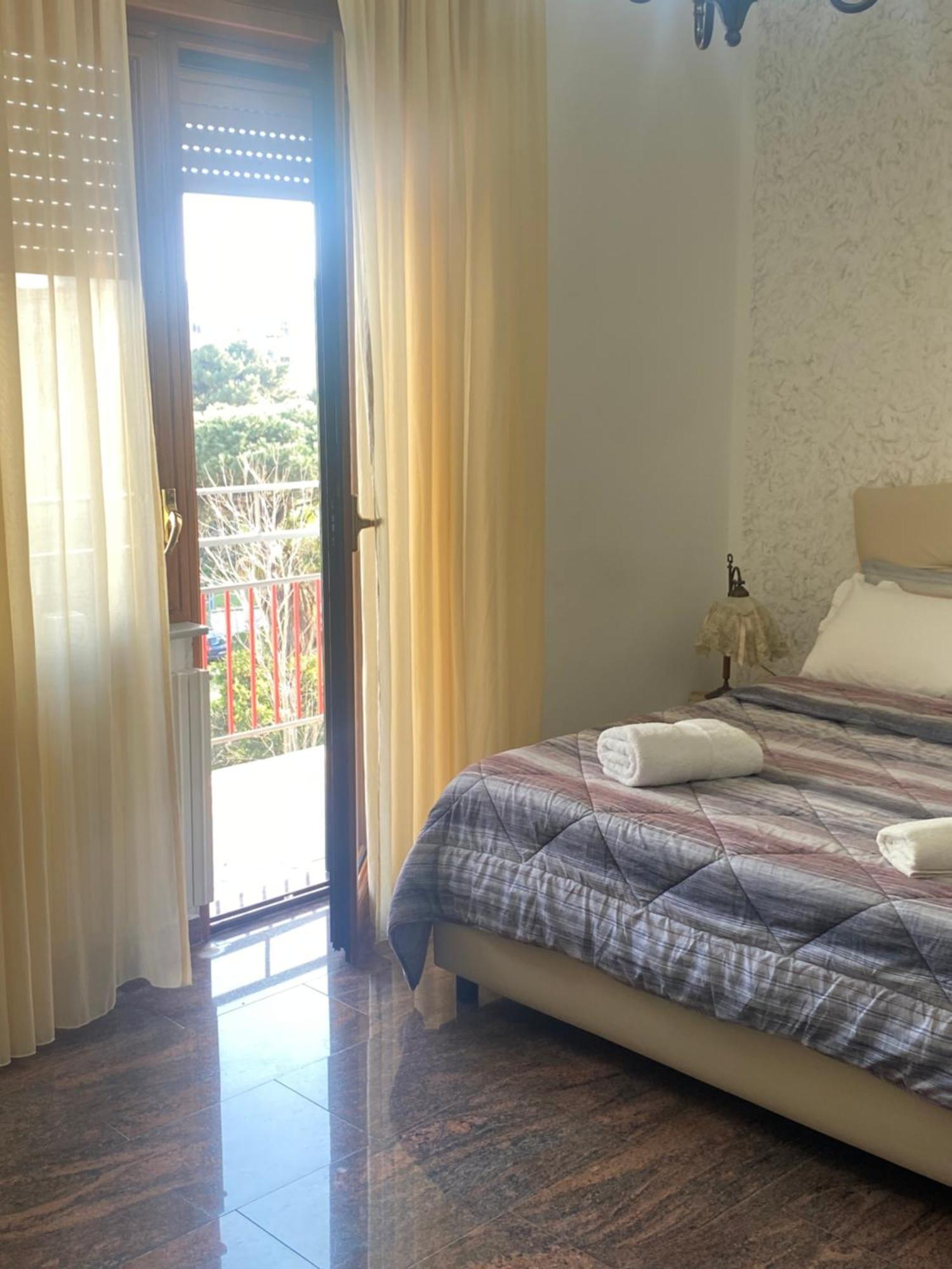 Silvana House Napoli Esterno foto